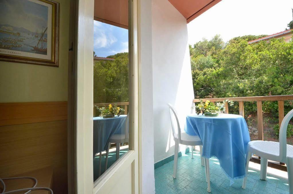 Hotel Stella Maris Capoliveri  Extérieur photo